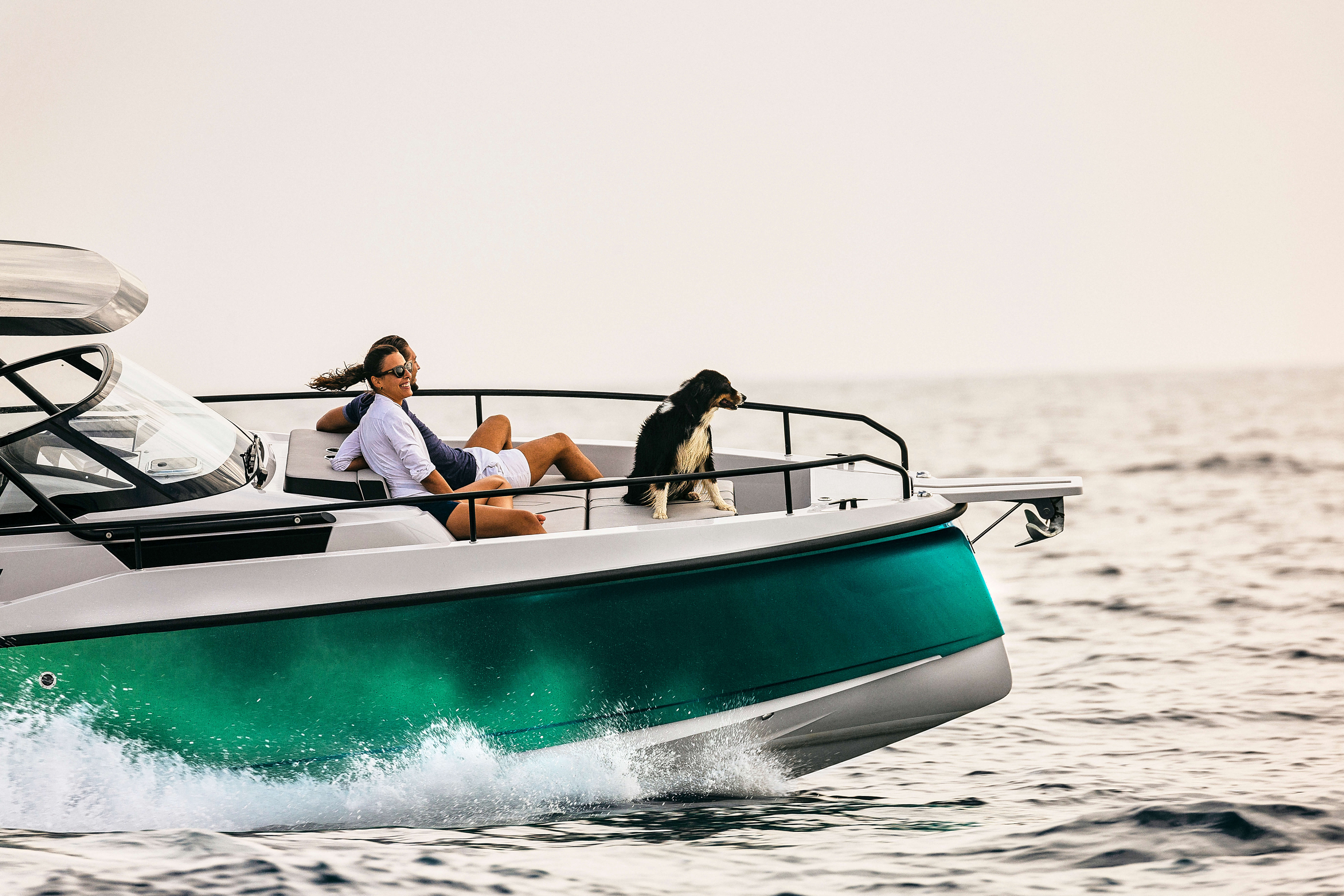 Grâce à son steven négatif, à sa résistance à l'air réduite et à sa légèreté, le RYCK 280 promet des sensations de conduite exceptionnelles.