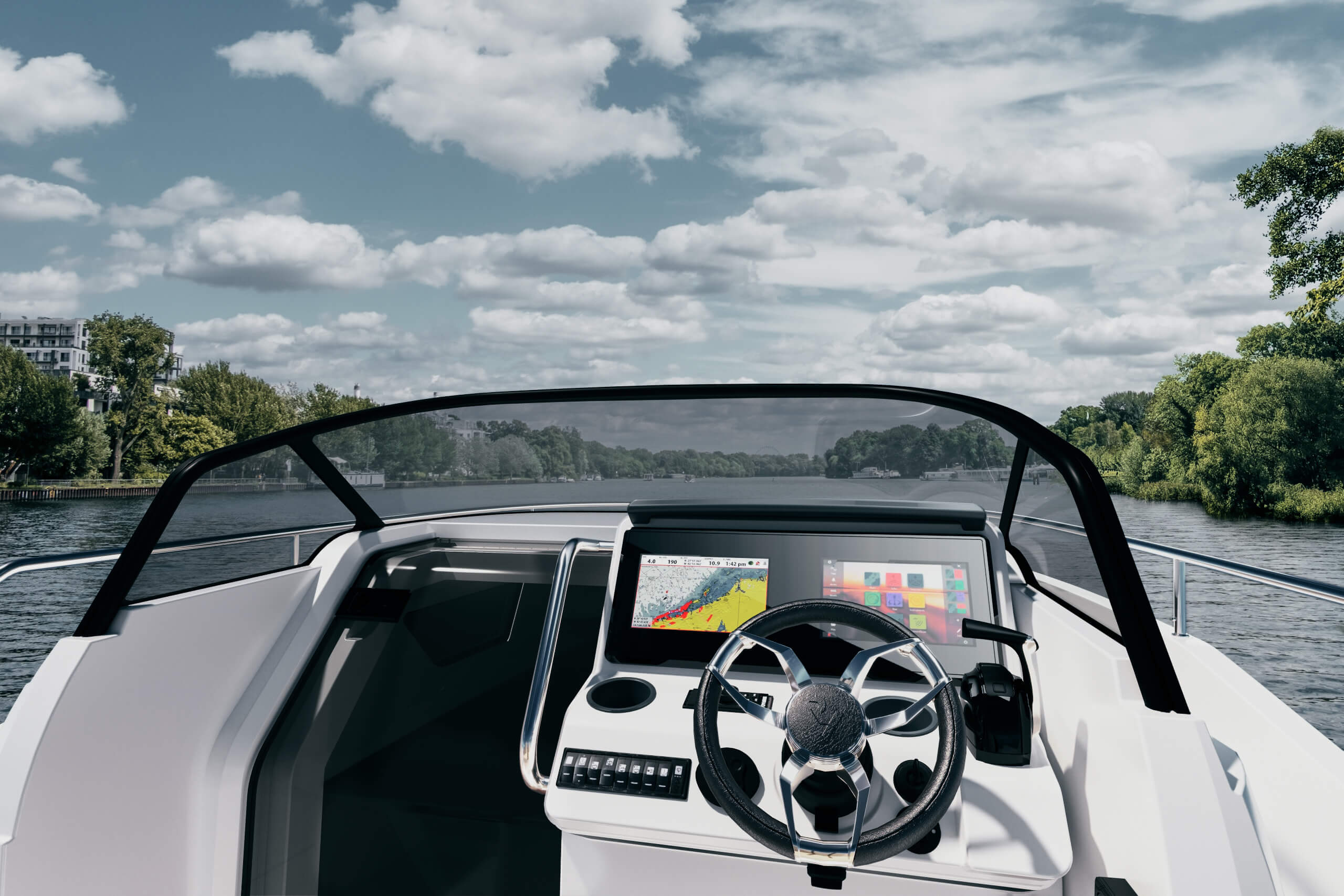 motorboat, daycruiser, cockpit, helm, entry, windshield, wheel